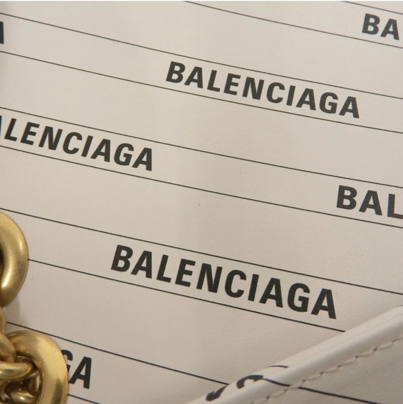 Gucci X BALENCIAGA Calfskin Matelasse Logo Print Small GG Marmont Shoulder Bag - Picture 6 of 17